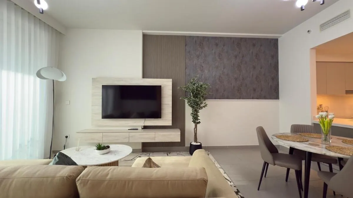 Tick - 2Br Luxury Apartment Forte 2 Downtown Dubai