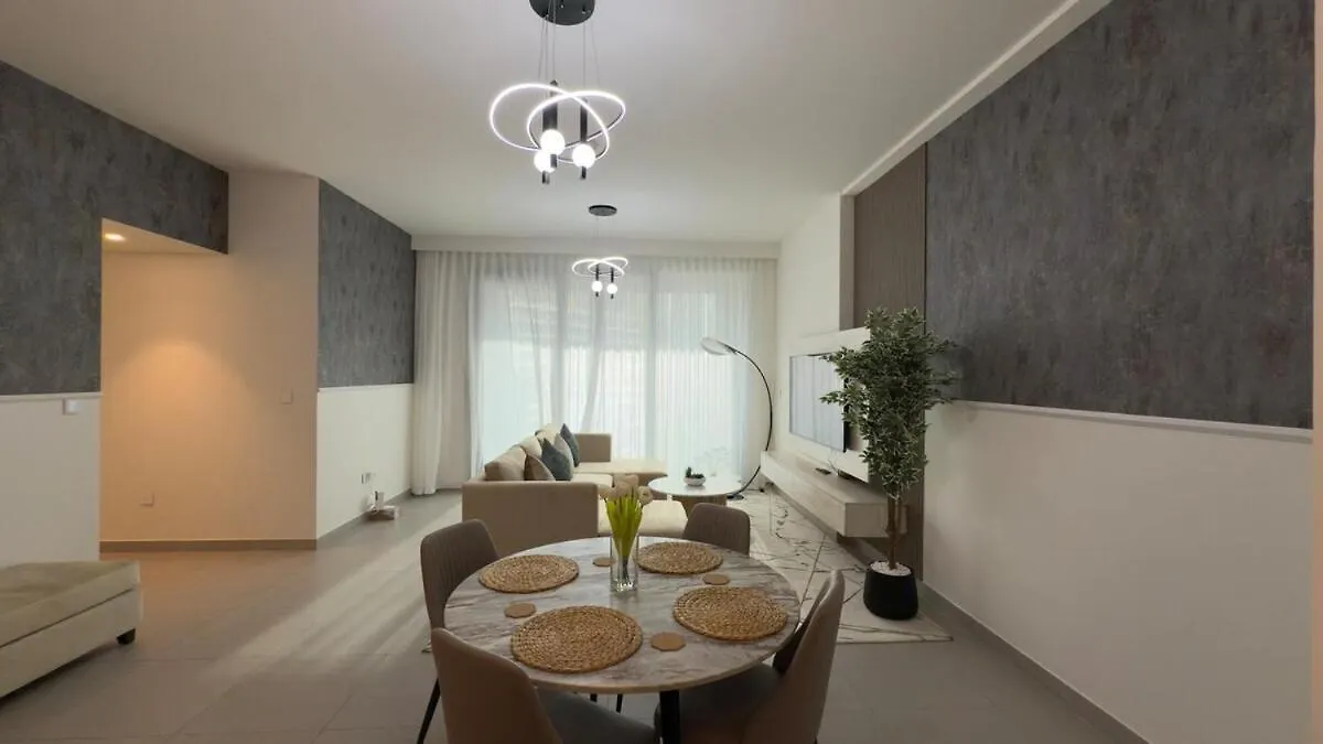Tick - 2Br Luxury Apartment Forte 2 Downtown Dubai 0*,